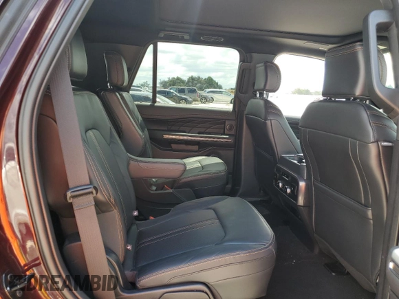 2024 Ford Expedition Platinum с VIN 1FMJU1M81REA40775, выставлен на аукционе Copart как лот 70694324 с пробегом 7 104 миль миль и Списание • Salvage title. История ставок и продаж доступна на DreamBid. Изображение 11.