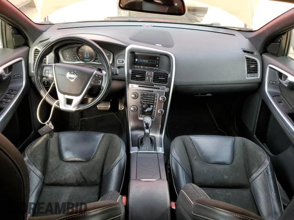 2014 Volvo XC60 R-Design Premier Plus z VIN YV4902DZ6E2554664, wystawiony jako Copart lot #49223065 z przebiegiem 144 744 mil mil oraz Nie do naprawy • Non repairable. Historia ofert i sprzedaży dostępna na DreamBid. Obrazek 8.