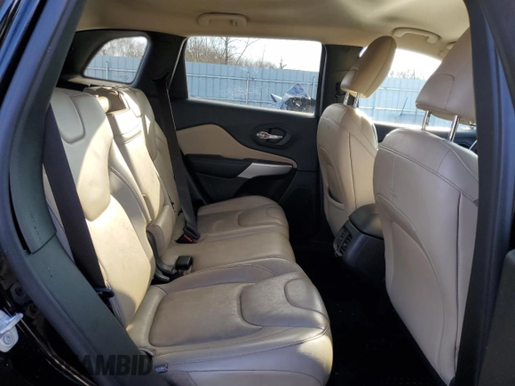 2017 Jeep Cherokee Latitude с VIN 1C4PJMCB8HW579943, выставлен на аукционе Copart как лот 44203725 с пробегом 70 492 миль миль и Списание • Salvage title. История ставок и продаж доступна на DreamBid. Изображение 11.