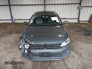 2015 Volkswagen Jetta SE with VIN 3VWD07AJ9FM310300, listed as a IAAI auction lot 42433664 with 117,579 mi miles and . Bid and sale history available at DreamBid. Image 12.