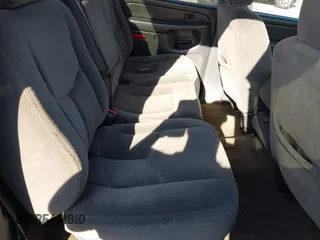 2007 Chevrolet Silverado 1500 LS with VIN 2GCEC13V471149956, listed as a IAAI auction lot 41899072 with 151,537 mi miles and . Bid and sale history available at DreamBid. Image 8.