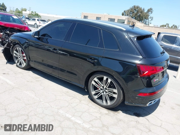 2018 Audi SQ5 Premium Plus z VIN WA1A4AFY0J2062719, wystawiony jako IAAI lot #42200681 z przebiegiem 65 320 mil mil oraz . Historia ofert i sprzedaży dostępna na DreamBid. Obrazek 3.