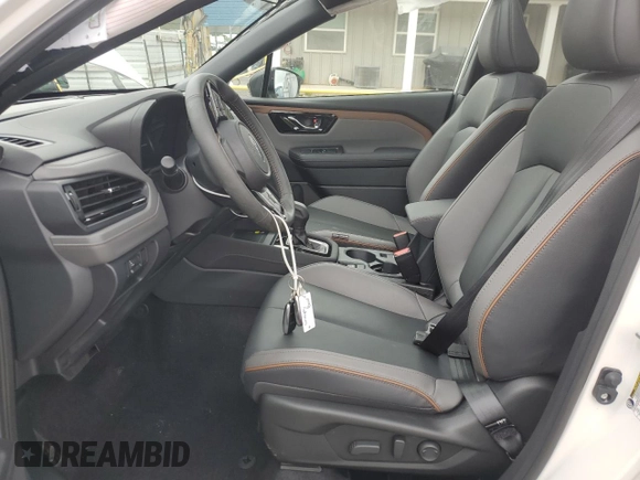 2025 Subaru Forester с VIN JF2SLDFC4SH520846, выставлен на аукционе Copart как лот 56168425 с пробегом 1 075 миль миль и Списание • Salvage title. История ставок и продаж доступна на DreamBid. Изображение 7.