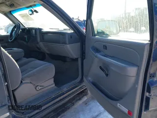 2005 Chevrolet Tahoe LS with VIN 1GNEK13Z55J247815, listed as a IAAI auction lot 41335416 with 172,363 mi miles and . Bid and sale history available at DreamBid. Image 5.