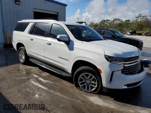 2023 Chevrolet Suburban LT with VIN 1GNSCCKDXPR376204, listed as a Copart auction lot 85053734 with 48,444 mi miles and Clean Title. Bid and sale history available at DreamBid. Image 4.
