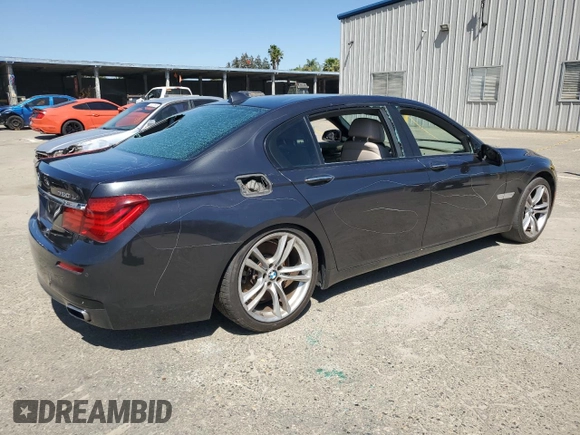 2014 BMW 7 Series ALPINA B7 with VIN WBAYE8C55ED136454, listed as a Copart auction lot 55589525 with 119,761 mi miles and Salvage title. Bid and sale history available at DreamBid. Image 3.