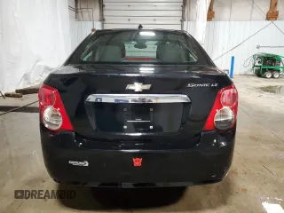 2012 Chevrolet Sonic LT z VIN 1G1JC5SHXC4142552, wystawiony jako Copart lot #44557255 z przebiegiem 135 871 mil mil oraz Szkoda całkowita • Salvage title. Historia ofert i sprzedaży dostępna na DreamBid. Obrazek 6.
