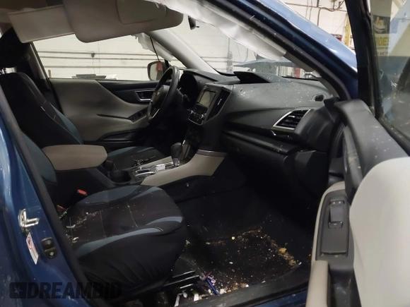 2019 Subaru Forester with VIN JF2SKACC6KH443080, listed as a IAAI auction lot 41435646 with 97,807 mi miles. Bid and sale history available at carsss.com. Image 5.