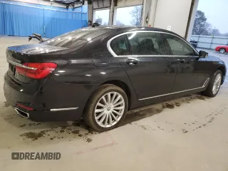 2017 BMW 7 Series 740i xDrive with VIN WBA7E4C53HGU99097, listed as a Copart auction lot 43945695 with 117,790 mi miles and Salvage Title. Bid and sale history available at carsss.com. Image 3.