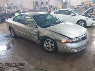 2005 Pontiac Bonneville SE with VIN 1G2HX52K45U246533, listed as a IAAI auction lot 41848204 with 123,406 mi miles. Bid and sale history available at carsss.com. Image 1.