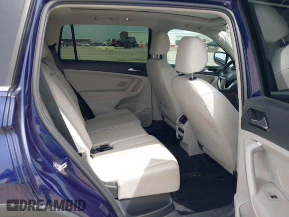 2022 Volkswagen Tiguan SE с VIN 3VV2B7AX2NM051870, выставлен на аукционе IAAI как лот 42250350 с пробегом 72 257 миль миль и . История ставок и продаж доступна на DreamBid. Изображение 8.