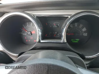 2005 Ford Mustang Deluxe with VIN 1ZVFT80N355182909, listed as a Copart auction lot 60485885 with 120,508 mi miles and Salvage title. Bid and sale history available at DreamBid. Image 9.