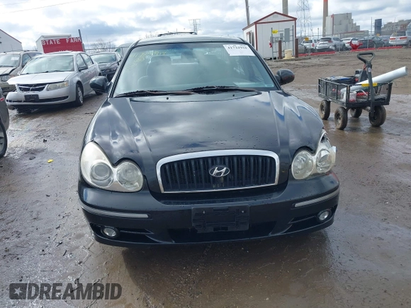 2005 Hyundai Sonata GLS with VIN KMHWF35H15A107824, listed as a IAAI auction lot 41724918 with 109,411 mi miles. Bid and sale history available at carsss.com. Image 12.