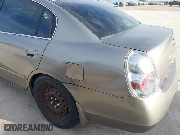 2003 Nissan Altima S with VIN 1N4AL11E63C158993, listed as a IAAI auction lot 41399813 with 193,428 mi miles and . Bid and sale history available at DreamBid. Image 6.