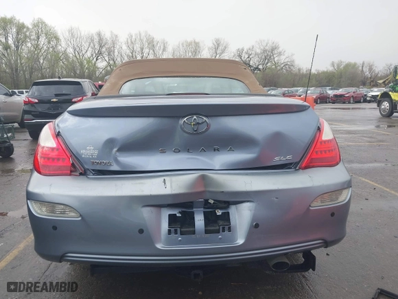 2008 Toyota Camry Solara SE with VIN 4T1FA38P78U157728, listed as a IAAI auction lot 41931503 with 118,199 mi miles. Bid and sale history available at carsss.com. Image 6.