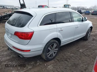 2013 Audi Q7 3.0T Premium Plus with VIN WA1LGAFE1DD004407, listed as a IAAI auction lot 41520086 with 196,557 mi miles. Bid and sale history available at carsss.com. Image 4.