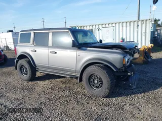 2024 Ford Bronco Big Bend z VIN 1FMDE7BH7RLB48202, wystawiony jako IAAI lot #41947901 z przebiegiem 1704 mil mil oraz . Historia ofert i sprzedaży dostępna na DreamBid. Obrazek 1.