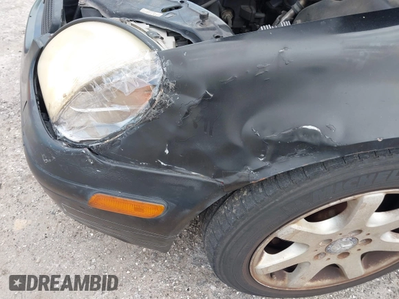 1999 Mercedes-Benz SLK 230/320 with VIN WDBKK47F0XF086064, listed as a IAAI auction lot 42223522 with 166,381 mi miles and . Bid and sale history available at DreamBid. Image 6.