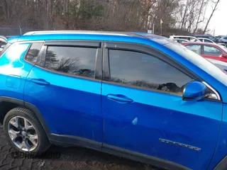 2018 Jeep Compass Limited with VIN 3C4NJCCB5JT358619, listed as a IAAI auction lot 41618229 with 53,185 mi miles and . Bid and sale history available at DreamBid. Image 12.