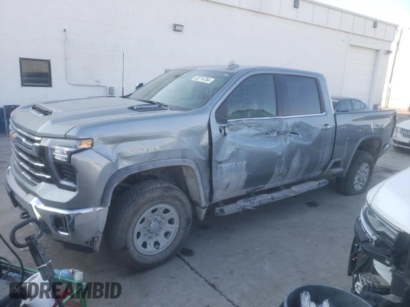 2024 Chevrolet Silverado 3500HD LTZ with VIN 2GC4YUEYXR1174613, listed as a Copart auction lot 83714764 with 7,123 mi miles and Salvage Title. Bid and sale history available at carsss.com. Image 1.