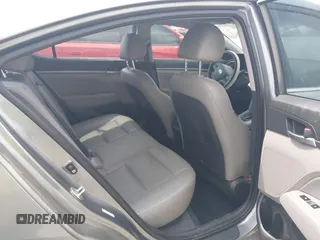 2017 Hyundai Elantra Value Edition z VIN KMHD84LF5HU291337, wystawiony jako IAAI lot #42038011 z przebiegiem 92 516 mil mil oraz . Historia ofert i sprzedaży dostępna na DreamBid. Obrazek 8.