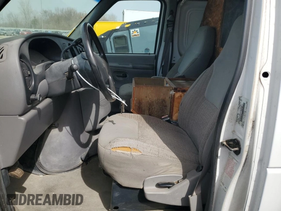 1998 Ford Econoline Cargo with VIN 1FTRE1422WHB42788, listed as a Copart auction lot 44132265 with 164,029 mi miles and Salvage Title. Bid and sale history available at carsss.com. Image 7.