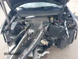 2019 Jeep Cherokee Latitude Plus z VIN 1C4PJLLB2KD333239, wystawiony jako IAAI lot #42144451 z przebiegiem 64 828 mil mil oraz . Historia ofert i sprzedaży dostępna na DreamBid. Obrazek 10.