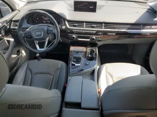 2017 Audi Q7 Premium Plus with VIN WA1LAAF7XHD033350, listed as a Copart auction lot 54946615 with 136,934 mi miles and Salvage Title. Bid and sale history available at DreamBid. Image 8.