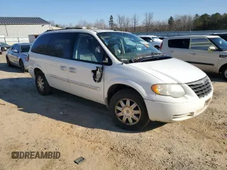 2006 Chrysler Town & Country LWB Touring with VIN 2A4GP54L56R911526, listed as a Copart auction lot 87939175 with 250,387 mi miles and Salvage Title. Bid and sale history available at carsss.com. Image 4.