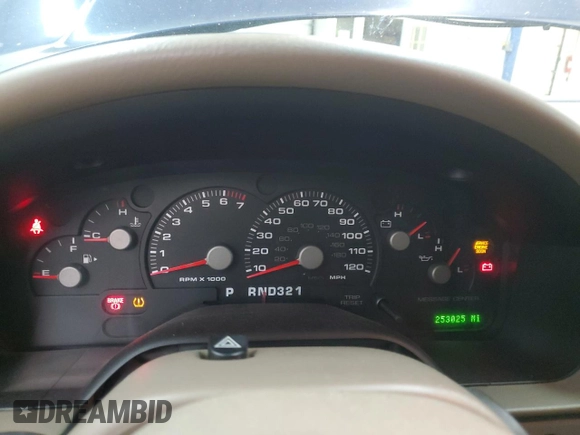 2004 Ford Explorer Eddie Bauer with VIN 1FMDU74W94UA74461, listed as a Copart auction lot 81628384 with 253,025 mi miles and Clean title. Bid and sale history available at DreamBid. Image 9.