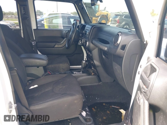 2018 Jeep Wrangler Unlimited Sport with VIN 1C4BJWDG6JL859089, listed as a IAAI auction lot 40600778 with 112,406 mi miles and . Bid and sale history available at DreamBid. Image 5.