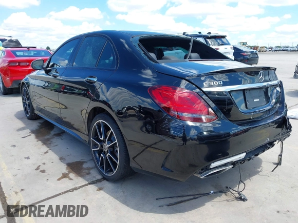 2019 Mercedes-Benz C 300 with VIN 55SWF8DB3KU301934, listed as a IAAI auction lot 42195040 with 58,816 mi miles and . Bid and sale history available at DreamBid. Image 3.