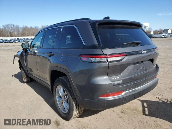 2025 Jeep Grand Cherokee Laredo with VIN 1C4RJHAG0SC268997, listed as a Copart auction lot 45860945 with 1,036 mi miles and Salvage Title. Bid and sale history available at DreamBid. Image 2.
