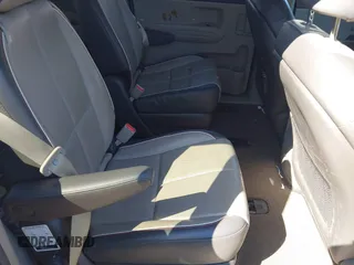 2017 Kia Sedona LX with VIN KNDMB5C14H6329340, listed as a IAAI auction lot 41803814 with 106,672 mi miles. Bid and sale history available at carsss.com. Image 8.