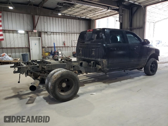 2018 Ram 3500 Big Horn z VIN 3C63RRHL1JG214764, wystawiony jako Copart lot #48205025 z przebiegiem 497 454 mil mil oraz Szkoda całkowita • Salvage title. Historia ofert i sprzedaży dostępna na DreamBid. Obrazek 3.