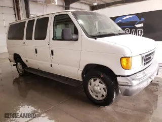 2006 Ford Econoline Wagon XL with VIN 1FBNE31L46HA15407, listed as a Copart auction lot 70873914 with 183,415 mi miles and Clean Title. Bid and sale history available at carsss.com. Image 4.