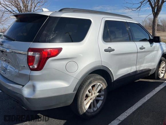 2017 Ford Explorer with VIN 1FM5K8BH4HGA87255, listed as a Copart auction lot 41804155 with 151,442 mi miles and Clean Title. Bid and sale history available at carsss.com. Image 4.