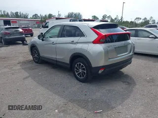 2020 Mitsubishi Eclipse Cross ES z VIN JA4AS3AA2LZ021983, wystawiony jako IAAI lot #41866940 z przebiegiem 179 819 mil mil oraz . Historia ofert i sprzedaży dostępna na DreamBid. Obrazek 3.