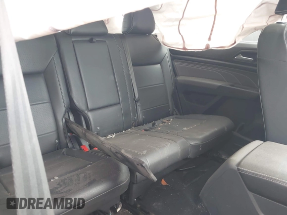 2021 Volkswagen Atlas SE with VIN 1V2WR2CA3MC570349, listed as a IAAI auction lot 42065993 with 83,362 mi miles and . Bid and sale history available at DreamBid. Image 8.