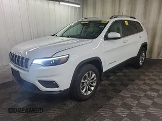 2021 Jeep Cherokee Altitude with VIN 1C4PJMLB9MD211826, listed as a IAAI auction lot 42666661 with 47,838 mi miles and . Bid and sale history available at DreamBid. Image 33.