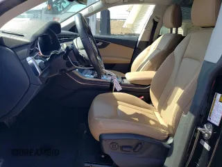 2019 Audi Q8 Premium Plus z VIN WA1BVAF11KD037936, wystawiony jako Copart lot #48173645 z przebiegiem 55 357 mil mil oraz Szkoda całkowita • Salvage title. Historia ofert i sprzedaży dostępna na DreamBid. Obrazek 7.