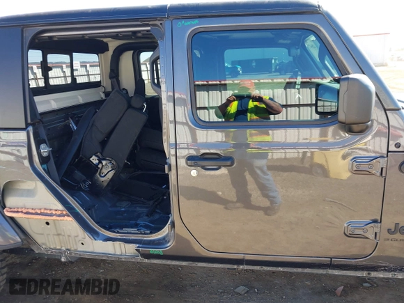 2023 Jeep Gladiator Sport S z VIN 1C6HJTAG2PL575276, wystawiony jako IAAI lot #42056473 z przebiegiem 17 043 mil mil oraz . Historia ofert i sprzedaży dostępna na DreamBid. Obrazek 13.