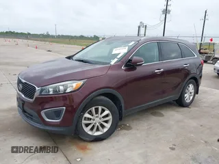 2017 Kia Sorento LX with VIN 5XYPG4A31HG259077, listed as a IAAI auction lot 42199198 with Not Provided miles. Bid and sale history available at carsss.com. Image 2.