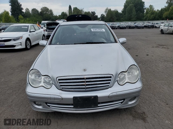 2007 Mercedes-Benz C 280 Luxury с VIN WDBRF92H37F924807, выставлен на аукционе Copart как лот 65853925 с пробегом 179 211 миль миль и Списание • Salvage title. История ставок и продаж доступна на DreamBid. Изображение 5.