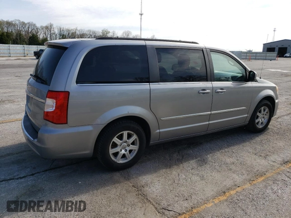 2013 Chrysler Town & Country Touring with VIN 2C4RC1BG3DR657921, listed as a Copart auction lot 51844585 with 209,722 mi miles and Salvage Title. Bid and sale history available at carsss.com. Image 3.
