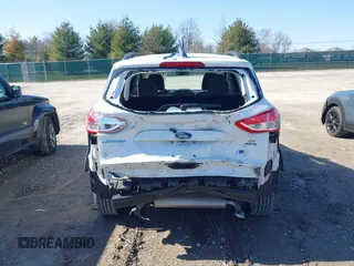 2016 Ford Escape SE with VIN 1FMCU9GX7GUC23546, listed as a IAAI auction lot 41735172 with 35,126 mi miles. Bid and sale history available at carsss.com. Image 17.