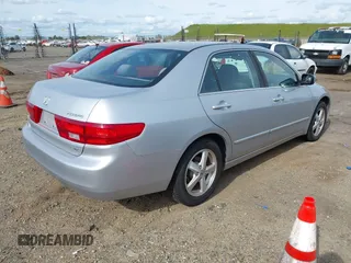 2005 Honda Accord EX z VIN 1HGCM56785A076555, wystawiony jako IAAI lot #41991003 z przebiegiem 239 344 mil mil oraz . Historia ofert i sprzedaży dostępna na DreamBid. Obrazek 4.