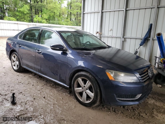 2012 Volkswagen Passat SE w/Sunroof with VIN 1VWBH7A38CC038496, listed as a Copart auction lot 52283855 with 180,425 mi miles and Clean Title. Bid and sale history available at carsss.com. Image 4.