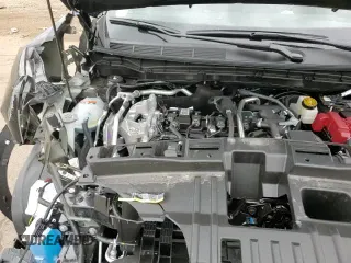 2025 Nissan Kicks SV with VIN 3N8AP6CBXSL421220, listed as a Copart auction lot 70907515 with 201 mi miles and Non repairable. Bid and sale history available at DreamBid. Image 13.