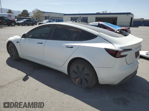 2025 Tesla Model 3 Long Range z VIN 5YJ3E1EA0SF924481, wystawiony jako Copart lot #50844985 z przebiegiem Nie podano mil oraz Szkoda całkowita • Salvage title. Historia ofert i sprzedaży dostępna na DreamBid. Obrazek 2.